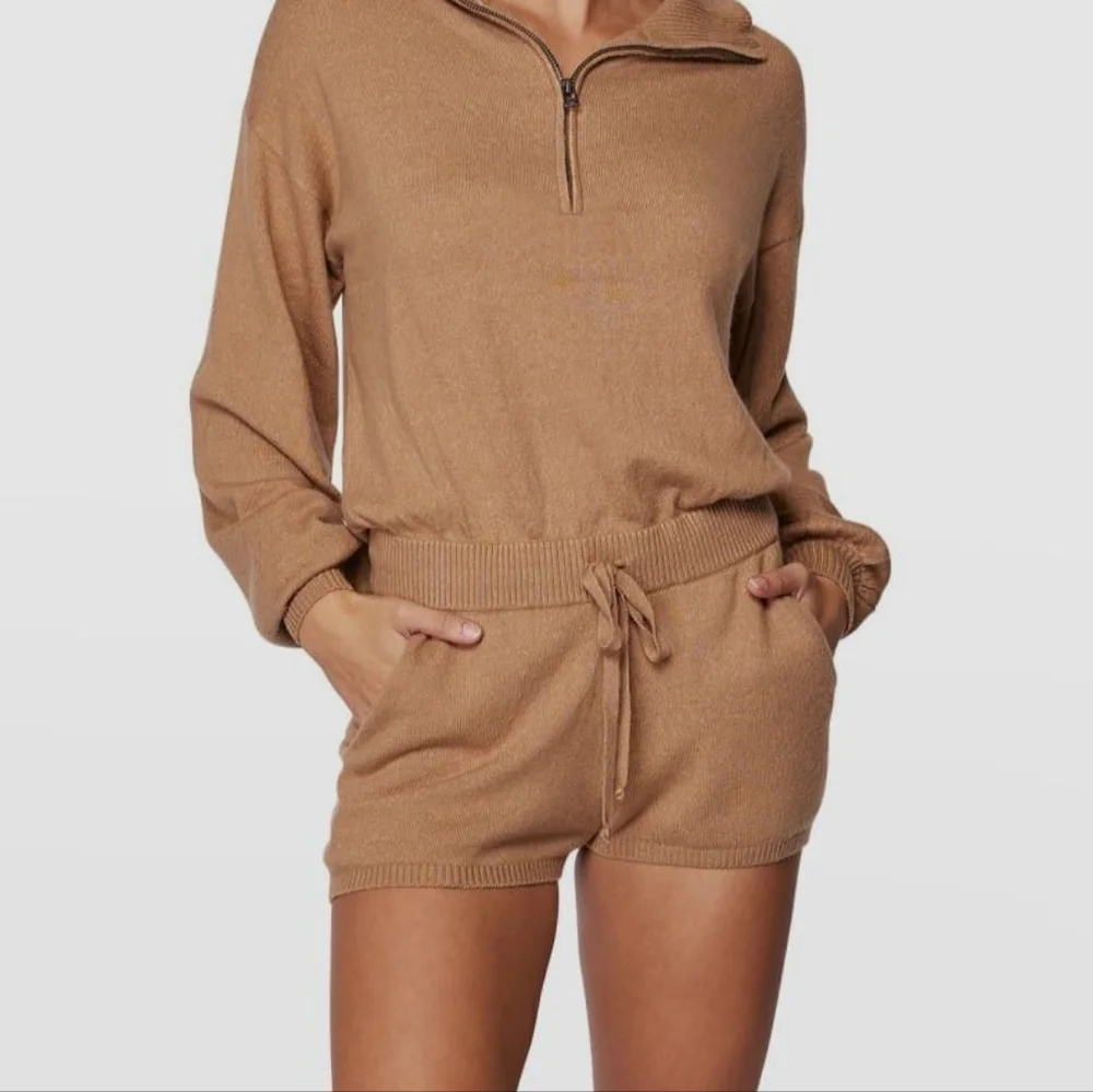 Spiritual Gangster Camel Sweater long Sleeve romper Size M NWT - Picture 1 of 8
